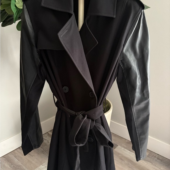 Torrid Women's Black Trench Coat 1 - Picture 3 of 8